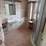 Daire Mary Apartmanhaz *