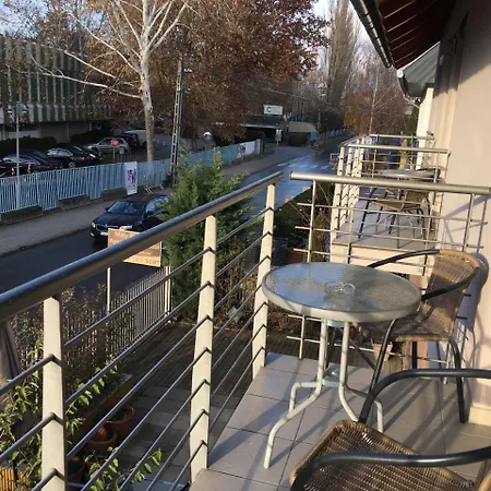 Mary Apartmanhaz Heviz