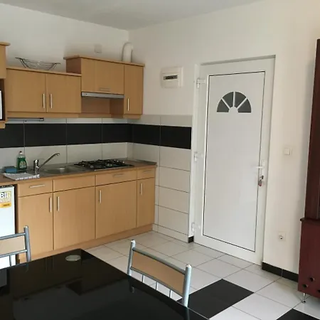 Mary Apartmanhaz * Hévíz