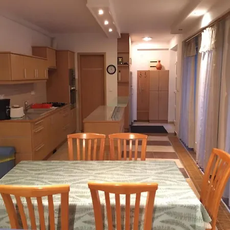 아파트 Mary Apartmanhaz Hévíz